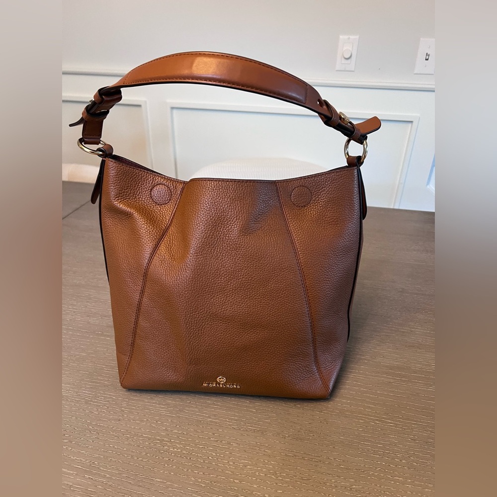 Michael Kors Tan Leather Shoulder Bag - Picture 6 of 16
